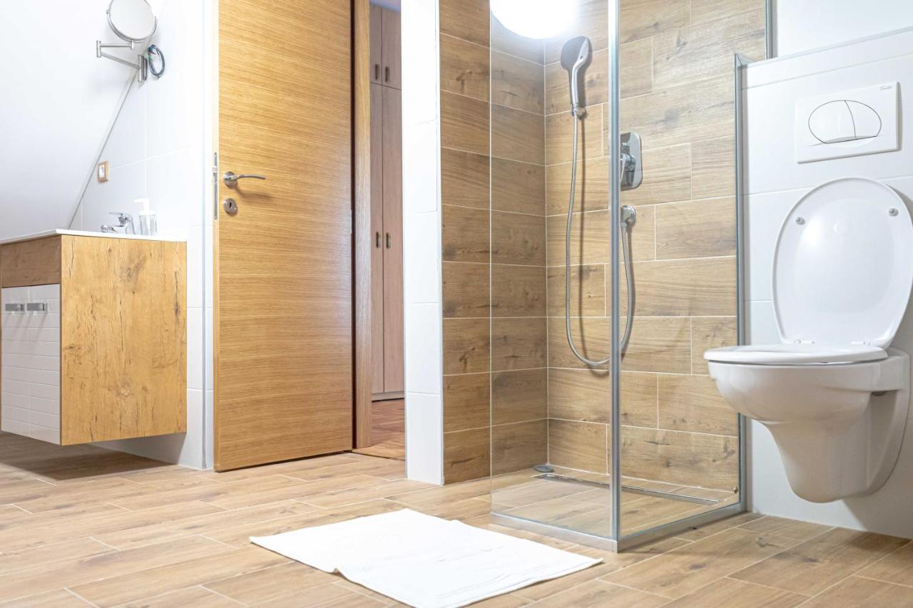 City Escape Luxury Villa Zuce Exteriér fotografie